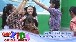 Namaku adi mas said, seorang mahasiswa sebuah perguruang tinggi ternama di kota medan. Main Ular Ularan Droemer Keysha Sekar Nisa Youtube