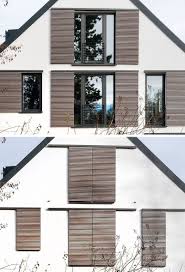 Now, modern shutters come in a very wide range of designs, materials, finishes, colors and styles and their role has also become a decorative one. Dieses Haus Ist Ein Beispiel Fur Moderne Fensterladen Beispiel Dieses Fensterladen Moderne Haus Fensterladen Moderne Fensterladen Schiebeladen