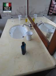 La marmotecnica realizza, secondo le tue esigenze, piani, lavabi, rivestimenti e cornici per l'arredamento bagno. Offerta Mobile Bagno Classico Ciliegio Bassano Stile Retro Con Top In Marmo Vendita Online