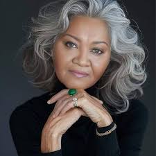 SHOWING SOME LOVE TO MRS. LISA KNOWELS SMITH