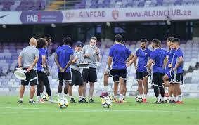 منتخب الإمارات يعود إلى تجمعه في العين In 2020 National Football Teams Team Training European Tour