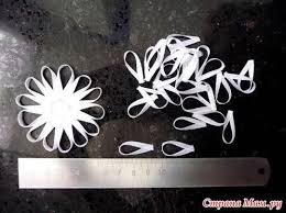 Como Hacer Una Flor Con Cinta Fina De Saten Paso A Paso Como Hacer Flores Tutorial De Flores De Tela Hacer Flores Con Cintas