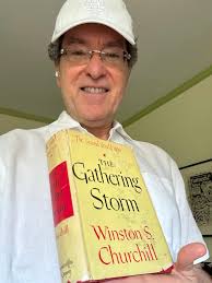 What the Contrarians are Reading This Summer