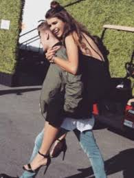 Owen patrick joyner was born on july 19, 2000, in norman, oklahoma, the us, to mike and dinah joyner. Owen Joyner Gay Girlfriend Height Net Worth Parents Siblings Age