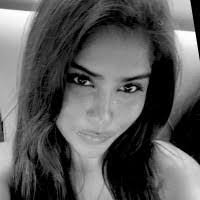 Katie Fernandes's Instagram, Twitter & Facebook