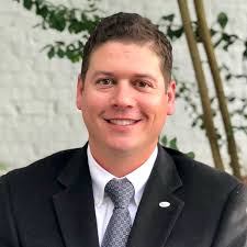 Justin Stringfield's Instagram, Twitter & Facebook