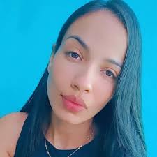 Lizandra Miranda Perfis