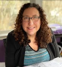 Karen Bromberg's Instagram, Twitter & Facebook