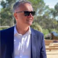 20+ "Michael Burling" profiles