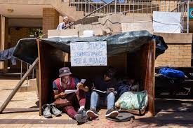 Cput.ac.za is tracked by us since april, 2011. Buses Torched Admin Block Stoned As Cput Students Protest Over Accommodation News24