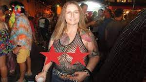 The captain morgan fantasy fest parade draws some 70,000 revelers to duval street. Public Thong At Fantasy Fest 2018 Key West Duval Street Youtube