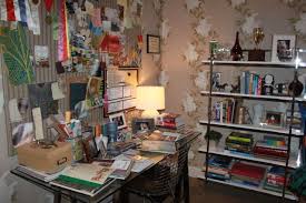 The Lovely Side Spencer S Room Pretty Little Liars Decor Wallpaper Bedroom Vintage Pretty Little Liars Spencer Pretty Little Liars