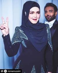 Download lagu lagu baru siti nurhaliza mp3 dapat kamu download secara gratis di metrolagu. 16 Siti Nurhaliza Ideas Siti Nurhaliza Fashion Universal Music
