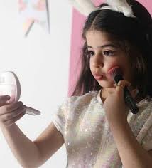 Pin By Ha Lawi On D Girl Baby Girl Images Cute Babies Cute Baby Pictures