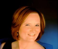 Readers' Muse: August 2015