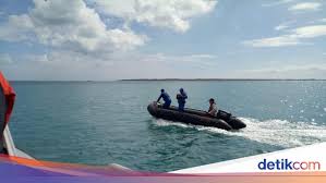Click the register link above to proceed. Https Netral News Lizzo Membagikan Video Malam Natal Yang Meriah Sebelum Mencetak Posisi No 3 Di Daftar Selebriti Di Tiktokers Html 2020 12 25t17 53 19z Https I Dailymail Co Uk 1s 2020 12 25 15 37259282 9087685 Image A 25 1608911268883 Jpg