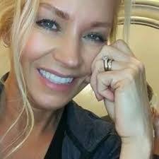 Renee Bulger's Instagram, Twitter & Facebook