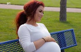 Chelsea houska was introduced to the world on teen mom 2, when she had her first daughter aubree. Teen Mom 2 Star Chelsea Houska Reveals Her Fourth Baby S Gender Discusses How She S Managing Her Anxiety Through This Pregnancy The Ashley S Reality Roundup