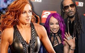 Sasha banks reacts to cousin snoop dogg's. Becky Lynch Trolls Sasha Banks Being Related To Snoop Dogg