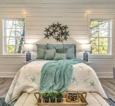 Want to bring breezy bahama style decorating home? Beach Themed Bedrooms Ideas Beach House Bedrooms