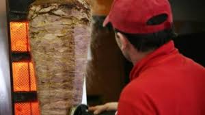 La risposta dipende principalmente dalla scelta degli ingredienti per facilitare il calcolo delle calorie della piadina abbiamo preparato un semplice modulo di calcolo: Kebab Ingredienti Preparazione E Conservazione Un Pericolo Per La Salute Tutto Per Lei