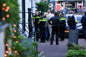 Dutch crime journalist peter r. Crime Reporter Peter R De Vries Shot In Amsterdam Hospitalized In Critical Condition Committee To Protect Journalists