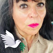 Birthday cake makers in Livingston?