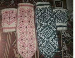 Zumra Adli Kullanicinin Namaz Coraplari Dessenleri Panosundaki Pin Orgu Patikler Oya