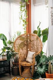 Cctro hammock chair macrame swing,boho style rattan chair hanging macrame hammock these chairs boast a plastic seat and wooden legs with metal supports. 25 Peacock Chairs For A Boho Feel In Your Home Shelterness