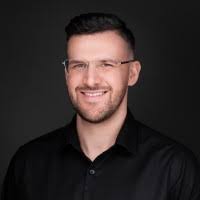 60+ "Danny Briscoe" profiles