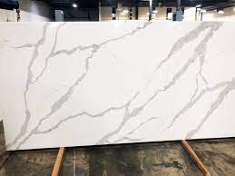 Calacatta Gold Naturaquartz Amf Brothers Calacatta Gold Calacatta Countertops