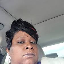 Sherika Carter's Instagram, Twitter & Facebook