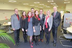 He has previously held positions. Santander Nachwuchs Leitet Bank Filiale In Oberhausen Presseportal