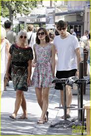 Keira christina knightley was born march 26, 1985 in the south west greater london suburb of richmond. Keira Knightley Photo Keira Hq In 2021 Keira Knightley Style Celebrity Street Style Keira Knightley