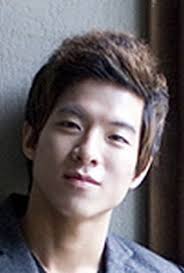 The film follows a korean family of taekwondo experts who immigrate to thailand.4. ÙÛŒÙ„Ù… The Kick 2011