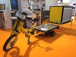 Besser Als Alles Bisher Freiburger Entwickelt Hightech Lastenrad Chilli Freiburg Stadtmagazin Fahrraddesign Elektrofahrrad Dreirad