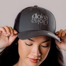 Aloha Beaches Beach Mesh Back High Ponytail Cap, Beach Lightweight Messy  Bun Hat, Hibiscus Flower, Hawaii Maui Cruise Vacation Trip Clothing