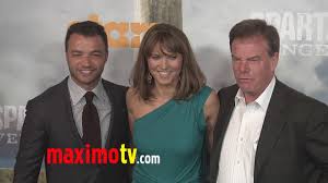 Vengeance is the second season of the american television series spartacus, a starz television series, which follows spartacus: Spartacus Vengeance Premiere Arrivals Lucy Lawless Liam Mcintyre Katrina Law Youtube