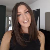 Amy Boswell's Instagram, Twitter & Facebook