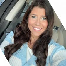 Lauren Sharp (@lauren.sharp.9256)