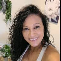 Amber Lussier's Instagram, Twitter & Facebook