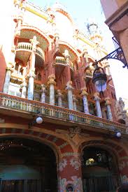 Check out now the palau nacional, part of best building photo contest with rating 10 and vote. Mischas Reiseseite Barcelona Mit 3 Generationen Barri Gotic Montjuic Und Palau Nacional