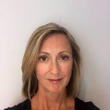 Faye Holt's Instagram, Twitter & Facebook