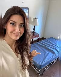 Rachael Simmons's Instagram, Twitter & Facebook