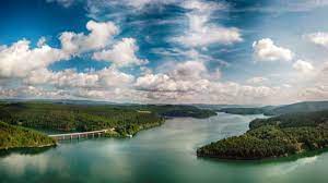 Der biggesee liegt im südteil des sauerlands zwischen den städten attendorn im norden und olpe attendorn, sauerland, biggesee, skywalk, biggeblick, burg ruine, burg schnellenberg, dji mavic. Ruhrverband Appelliert An Vernunft Von Anglern Am Biggesee Attendorn