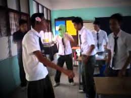 Terdahulu tular di media sosial berhubung penutupan di premis berkenaan yang berkuat kuasa semalam. Harlem Shake Smk Taman Seri Rampai Youtube
