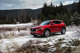 Ưu thế nào giúp Mazda CX-5 'thống lĩnh' phân khúc SUV cỡ trung tại Việt Nam?