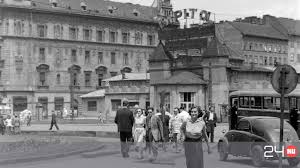 1082 budapest, corvin köz 1. Katonai Epuletbol Lett Mozi Allt Egykor A Keleti Palyaudvar Parkolojanak Helyen 24 Hu