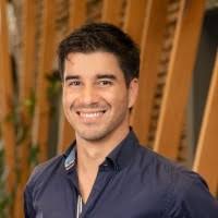 70+ perfiles de «Nicolas Marco»