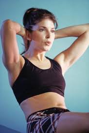 Then pedal your legs, meeting your one elbow to the opposite knee. How Often Should A Female Do Crunches In Order To See A Difference